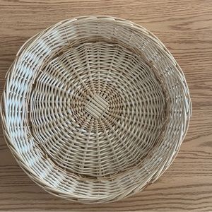 Wicker basket